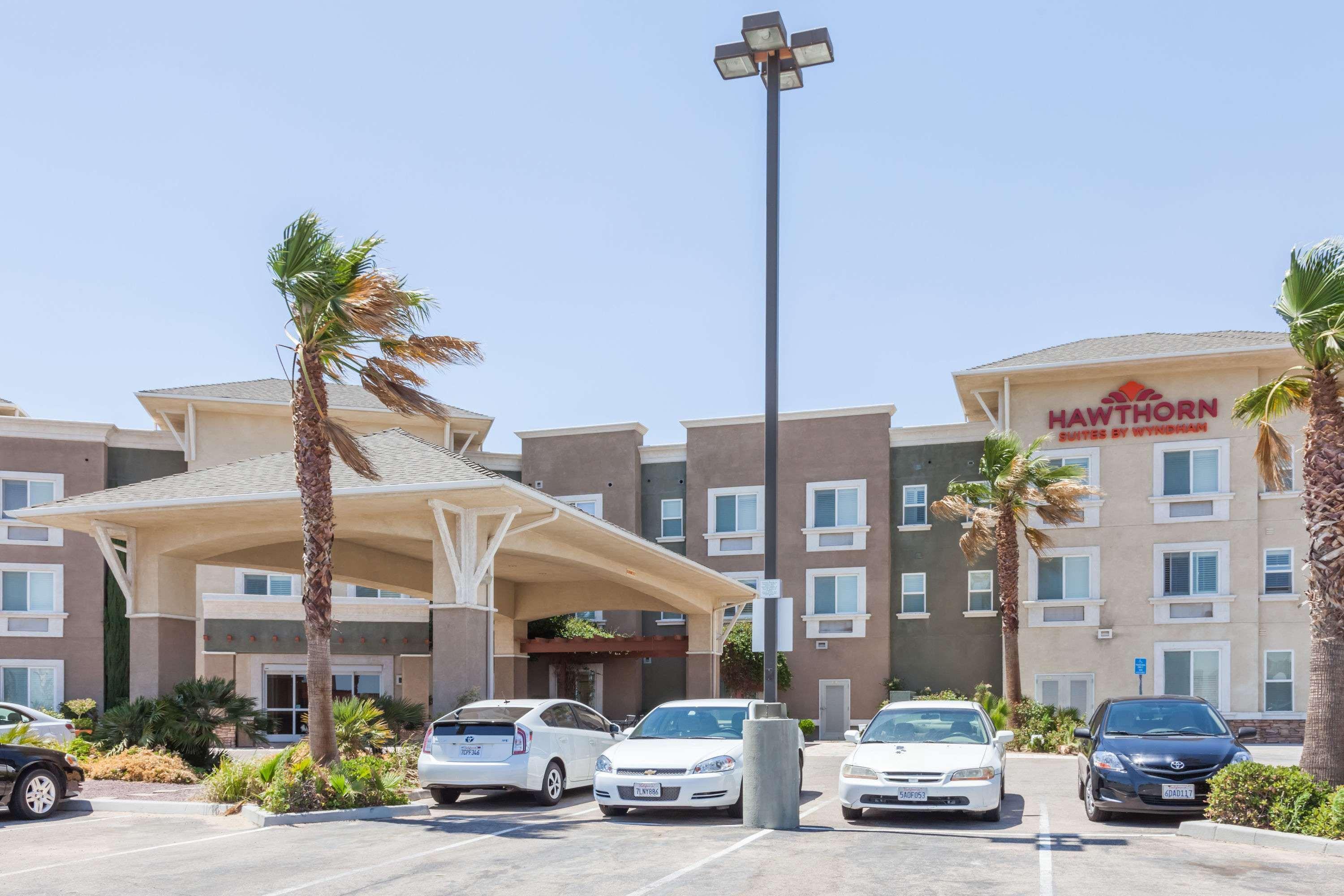 Hawthorn Suites Victorville Ngoại thất bức ảnh