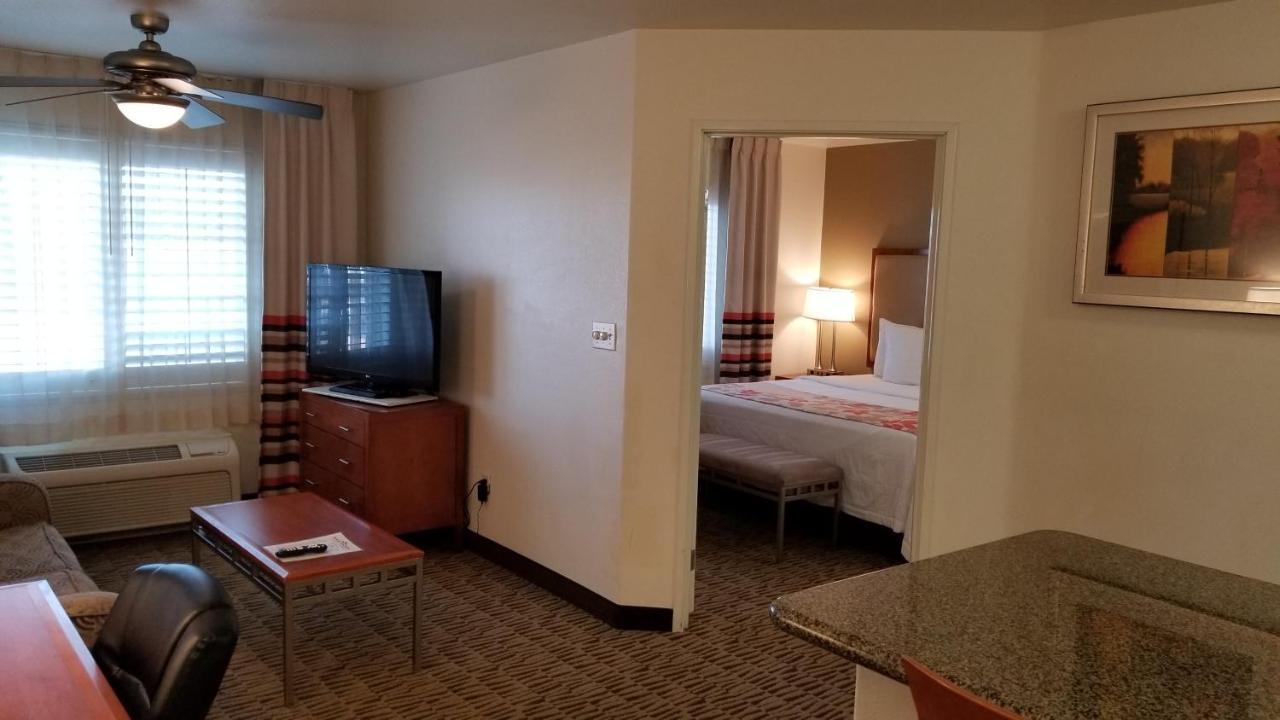 Hawthorn Suites Victorville Ngoại thất bức ảnh