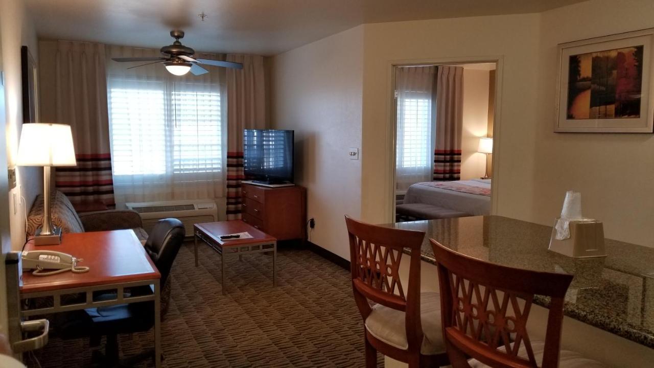 Hawthorn Suites Victorville Ngoại thất bức ảnh
